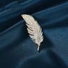 High-End Temperament Full Of Diamonds Feather Brooch Design Sense Niche Suit Corsage Light Luxury Pin Collar Pin Anti-Light Accessories