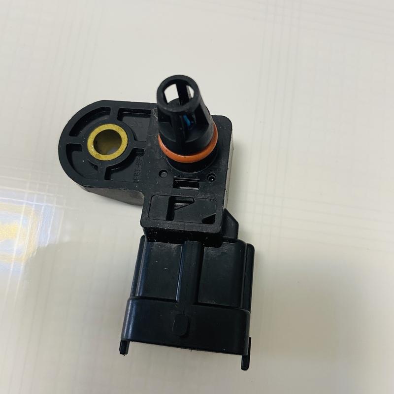 Original Intake Air Pressure Sensor MAP Sensor For Chery QQ 1.0L 371 engine 371F-3611015