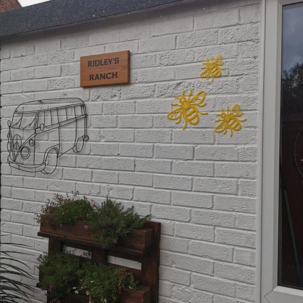 3pcs/setCreative Bee Garden Decoration, Insect Statue Rustic Style Outdoor Wall Carving Fence Decoration Beautiful Decoration