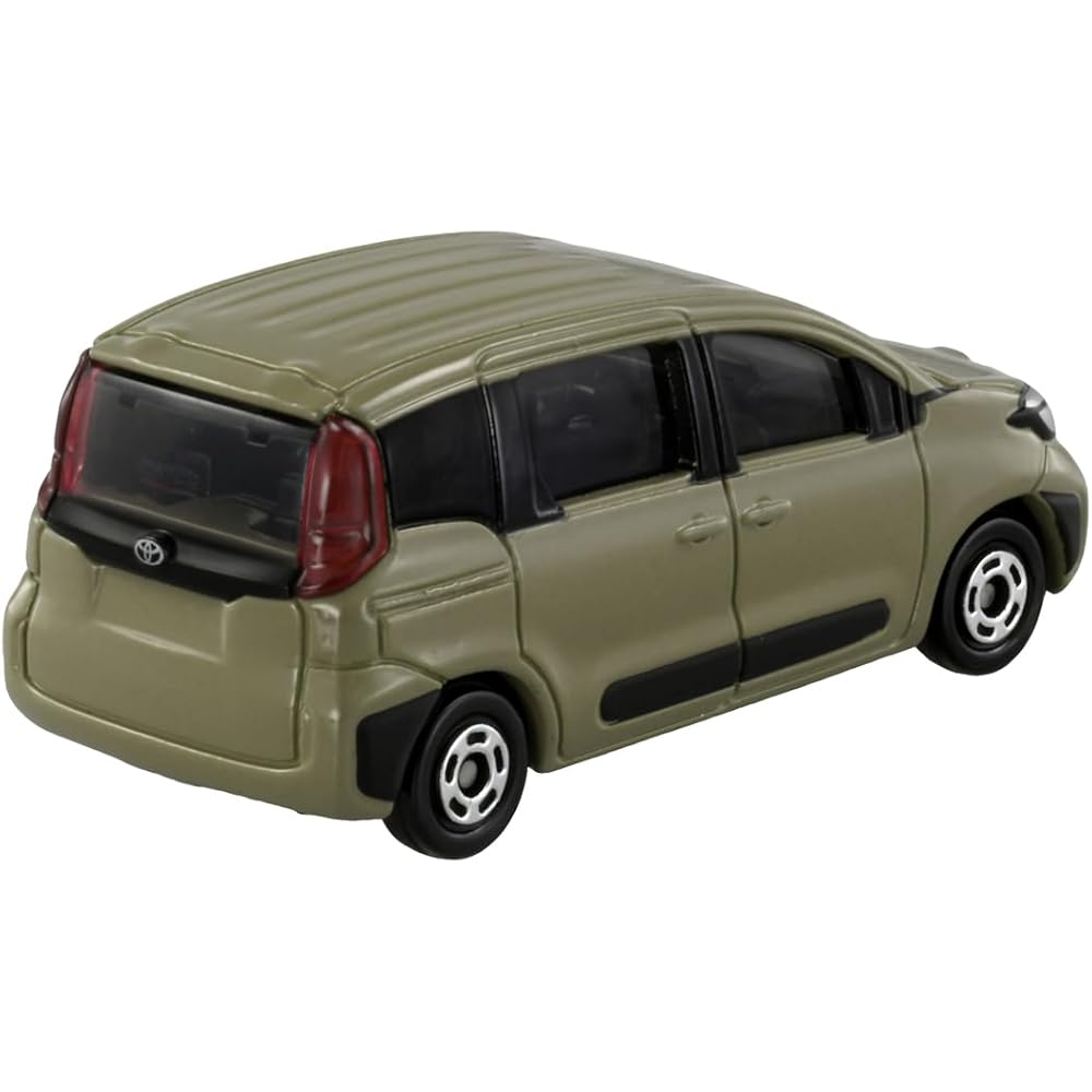 Takara Tomy Tomica No.16 Toyota Sienta Miniature Car Toy for Ages 3 and Up