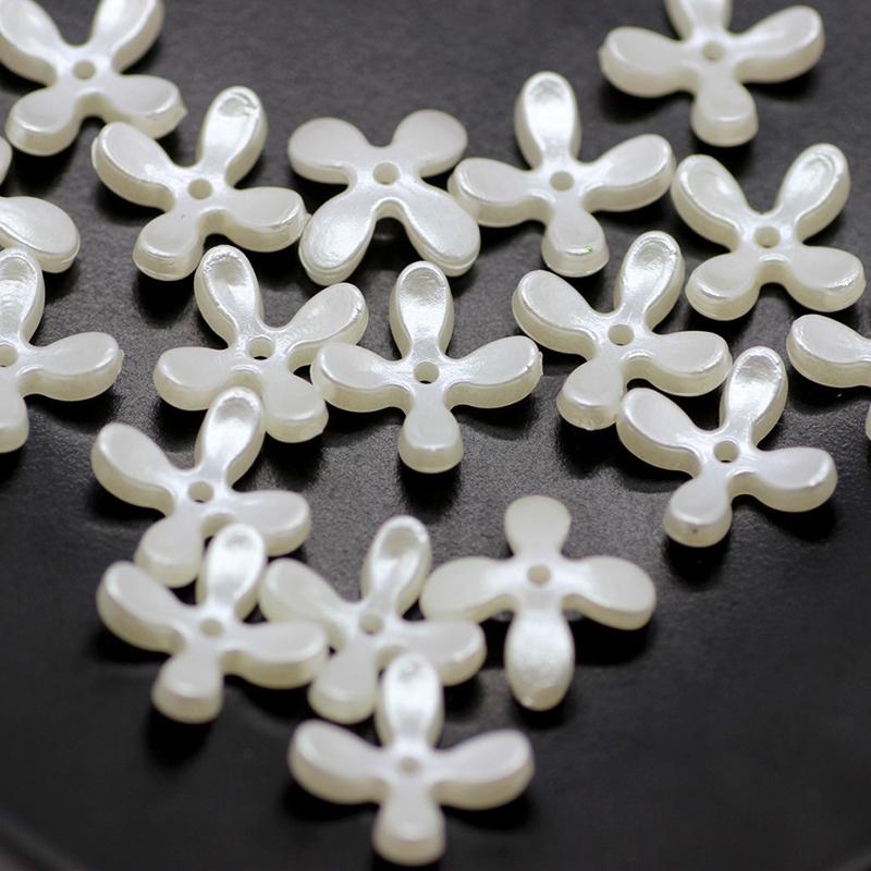 100 шт. Имитация ракушек, бежевые лепестки, цветок вишни, свободные бусины, сделай сам, украшения для ногтей, материалы ручной работы