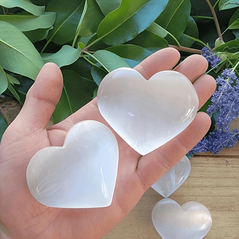 Natural Hot Selling Polished Healing Stone Crystal Carving Selenite Heart-Shaped Meditation Decoration