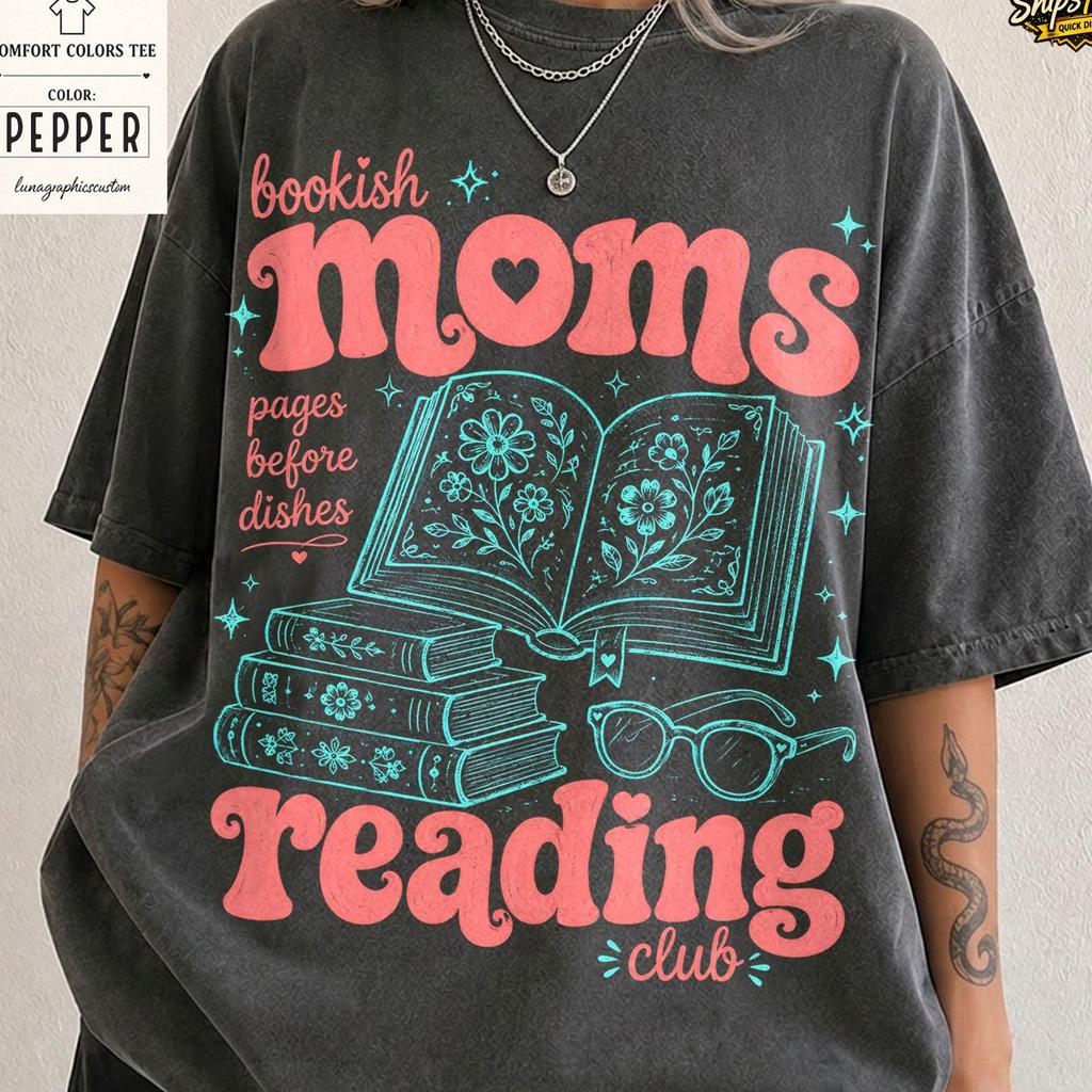 Bookish Moms Reading Club Comfort Colors Shirt, Cute Book Lover Tee, Mom Bookworm Tshirt, Reader Mom Gift, Aesthetic Reading Club Top