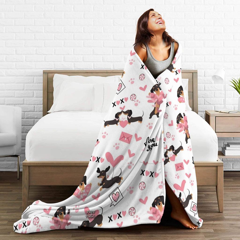 Dachshund Valentine's Day Flannel Blankets Dogs Animal Funny Throw Blankets for  Sofa Bedding Lounge 150*125cm Quilt