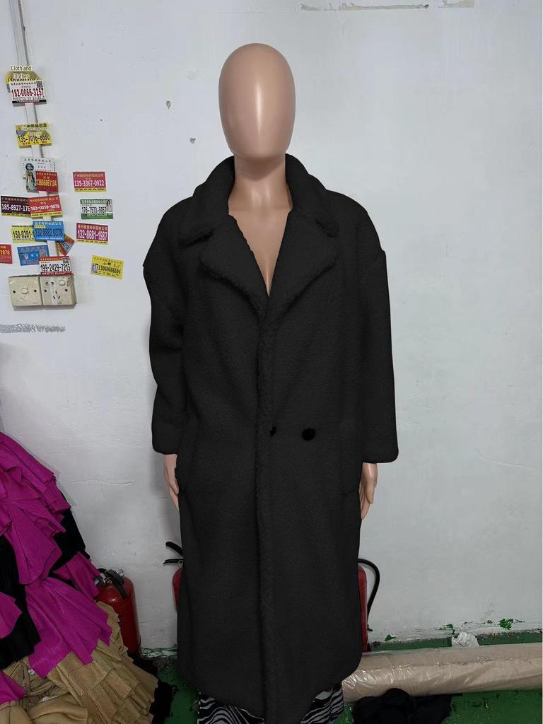 Женское пальто средней длины свободного кроя из искусственной овчины/овечьей шерсти на осень/зиму 2024