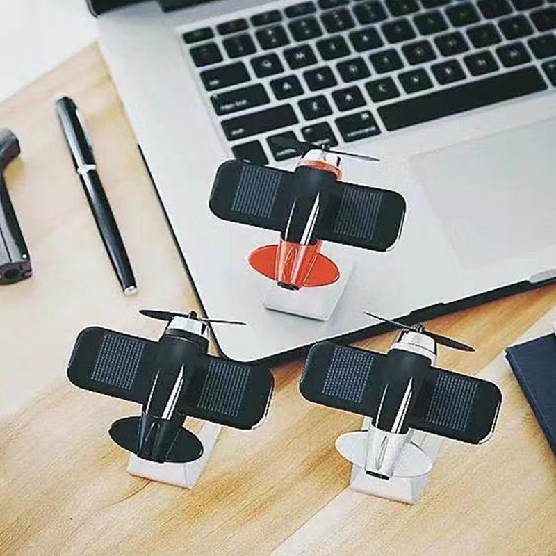 Украшение автомобиля, украшение для самолета, ароматерапия, противоскользящая подушка, сплав солнечной энергии, роторная приборная панель самолета, моделирование автомобиля