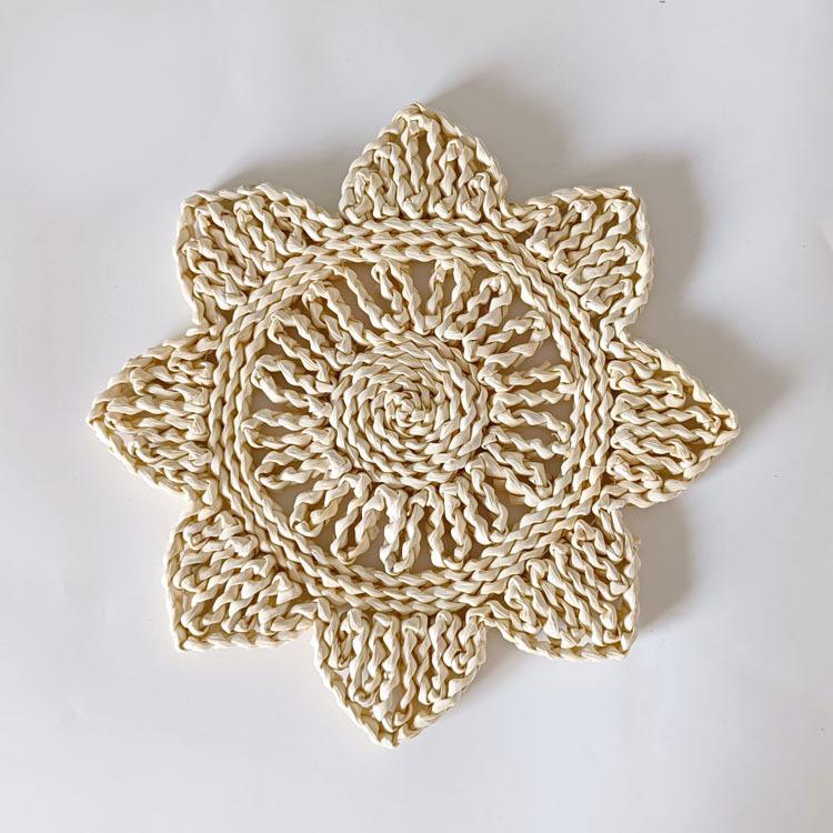 Плетёная подставка под кастрюлю из кукурузных листьев, термостойкая, и подставка-костер