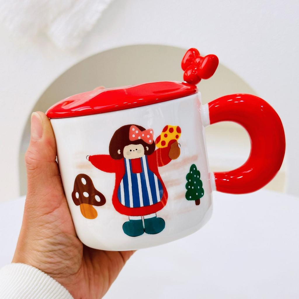 Креативная Персонализированная Пара с Крышкой и Ложкой Керамическая Чашка Высокого Внешнего Вида Большая Вместимость Кружка для Маленького Подарка для Девочек Чашка для Воды для Домашнего Использования