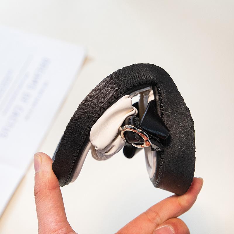 Детские летние сандалии мягкая подошва нескользящие дезодорирующие спортивные для детей среднего и старшего возраста для малышей детские для мальчиков и девочек пляжная обувь с перфорацией