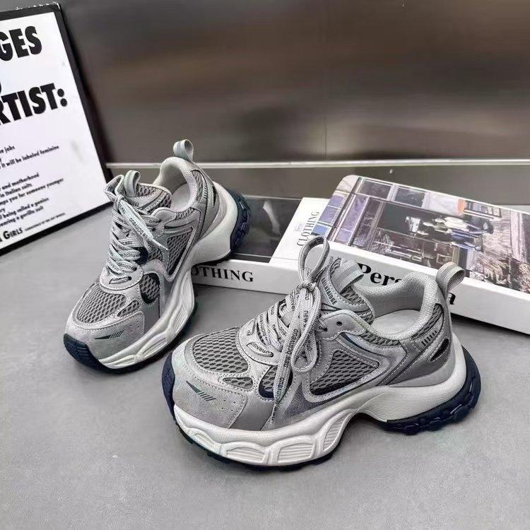 Туфли папы для девочки 2025 Новая осень Мягкая кожа Толстая подошва Ультралегкие Мягкая подошва Модные Повседневные Спортивные туфли ins Модные туфли~