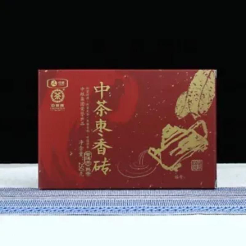 Чай пуэр из ароматного кирпича «Чинатеа» спелый пуэр Юньнань Чжун Ча 250 г