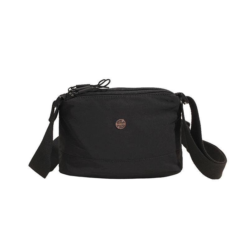 2025 новая простая однотонная нейлоновая ткань повседневная простая маленькая квадратная сумка большой вместимости многосекционная сумка через плечо