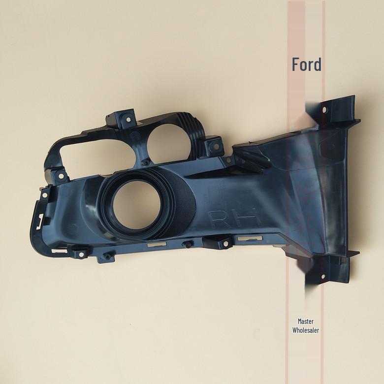 15-17 Ford Mustang Накладка на передний бампер, обрамление противотуманной фары