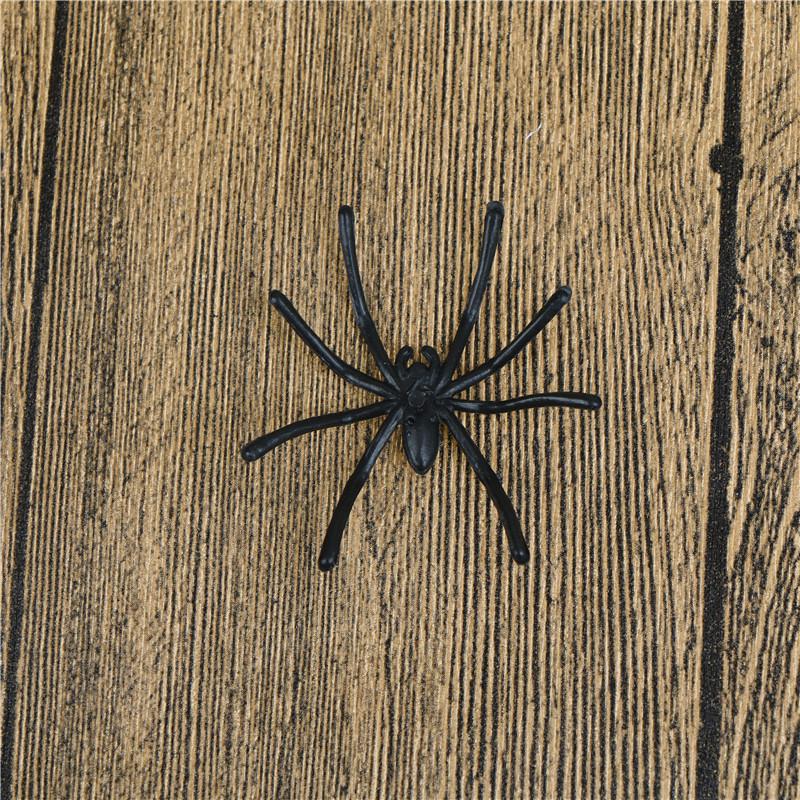 Партия 30 шт Хэллоуин Пластиковый Черный Паук Шуточные Игрушки Украшения Реалистичный Реквизит