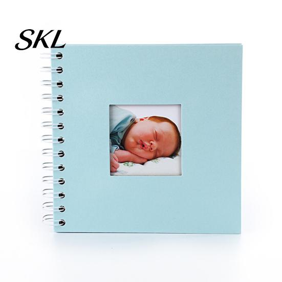 Portable Photo Album Album, 6 Inch Baby Memory Book, Mini Scrapbook for Kids with Stickers & Decorative Compact Borders, DIY First Year Milestone