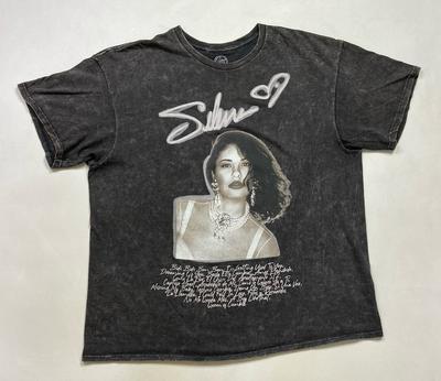 Мужская футболка с графическим принтом Selena, размер Medium, оверсайз, черная, с кислотной стиркой, музыкальная