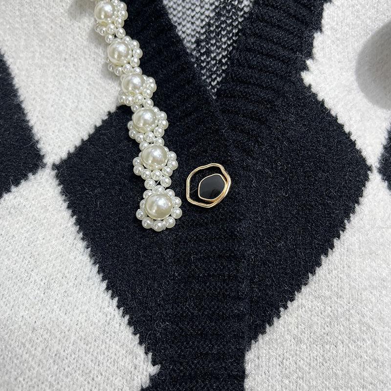 Жилет вязаный женский кардиган осень и зима свободный дизайн чувствительный ромбовидный стерео цветочный свитер