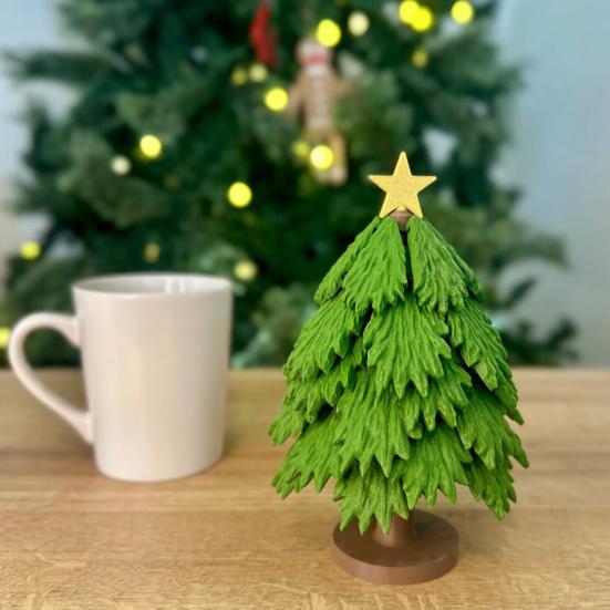 1 Set Christmas Tree Coasters Plastic Heat Insulation Trivets with Star Stirring Stick Table Protector Decorative Coasters for Hot Dishes Drinks