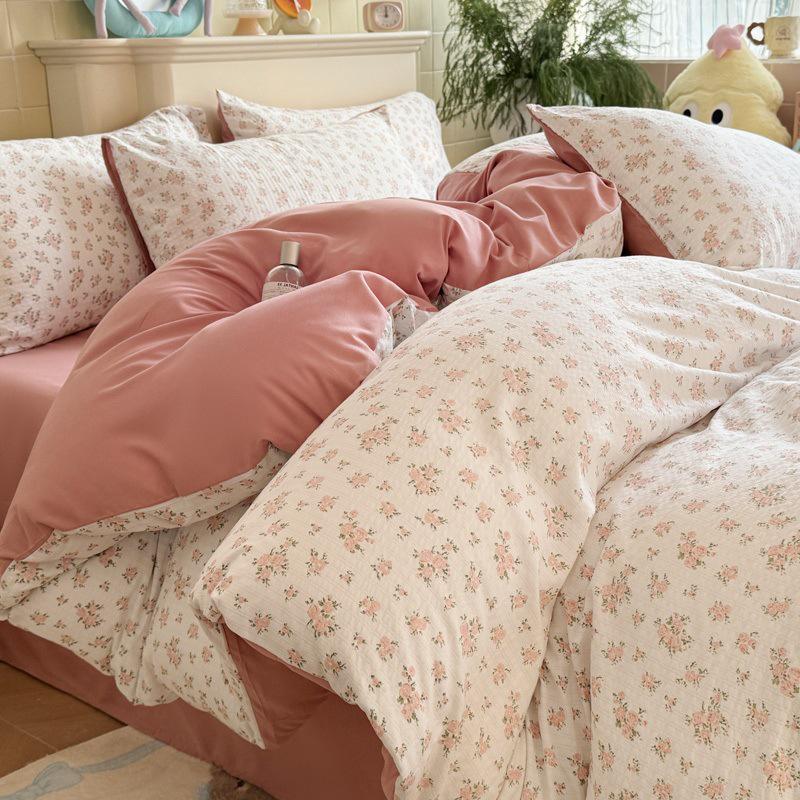 Комплект постельного белья из четырех предметов на лето из двухслойной марли класса А с цветочным принтом и пузырчатого хлопка