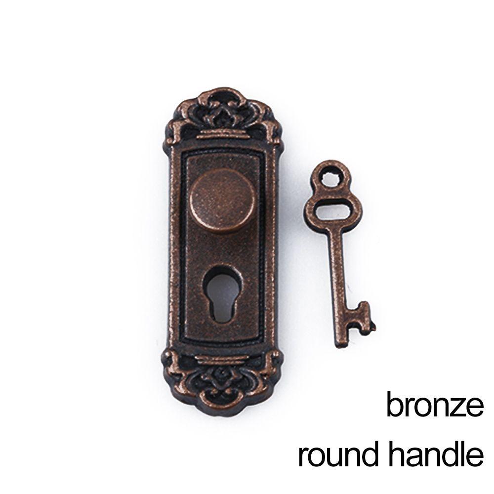 Металлическая тарелка Игрушка Латунные ручки Кукольный домик Замок Набор ключей Миниатюрная мебельная ручка Миниатюрные дверные ручки