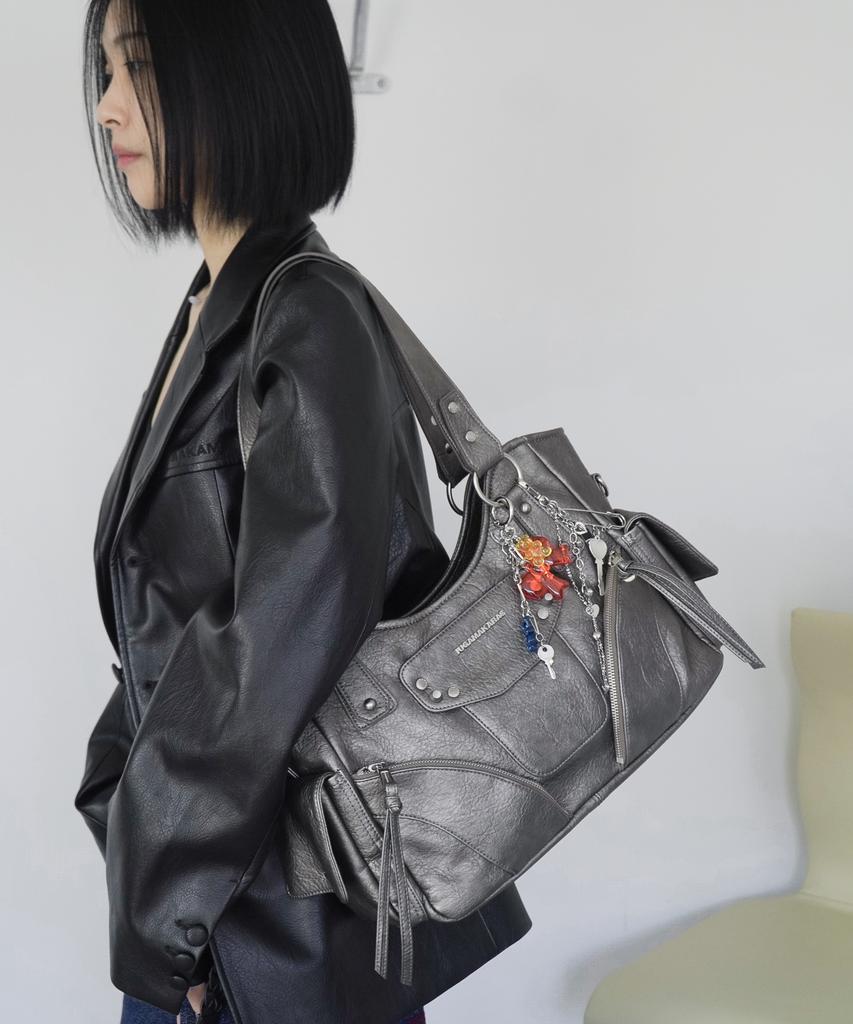 Iugamakaras Studded Leather Shoulder Bag (Silver)