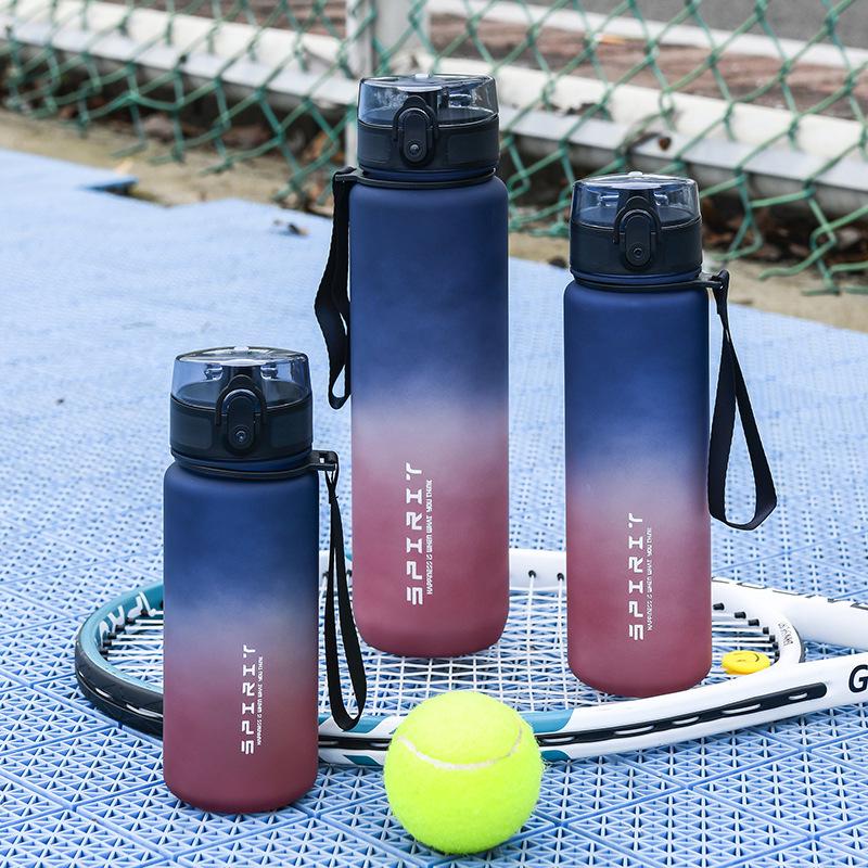 Large Capacity Gradient Sports Water Bottle - Portable Stylish Summer Cup for Students