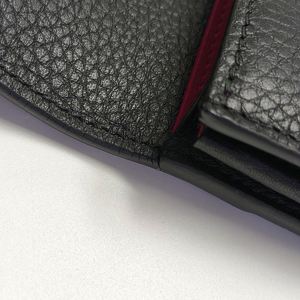 [Б/У] Кошелек Louis Vuitton Capucines 'Черная кожа Taurillon' - Хорошее состояние #5J4IHA