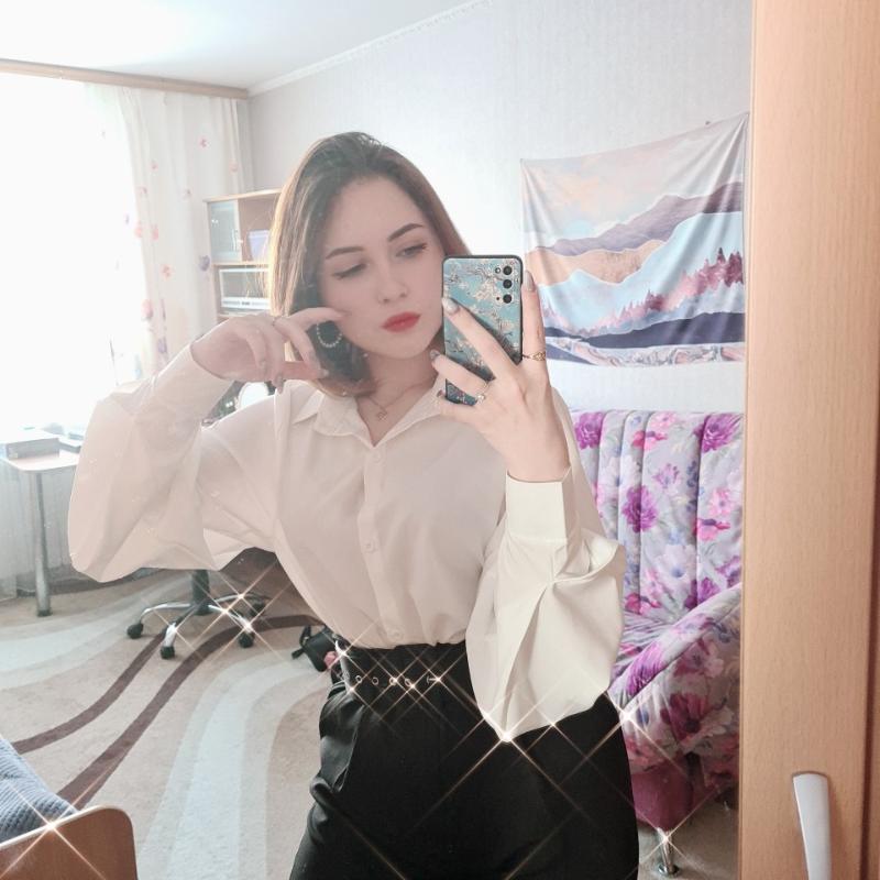 Lantern Sleeves Vintage Shirts Women Elegant White Womens Blouse with Lush Sleeves 2021 Fashion Button Up Shirt Black