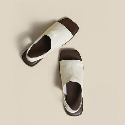 Suding Home~ Мягкая кожа, плоская подошва, сандалии для женской уличной обуви, новинка 2025, простые французские ретро сандалии с открытым носком