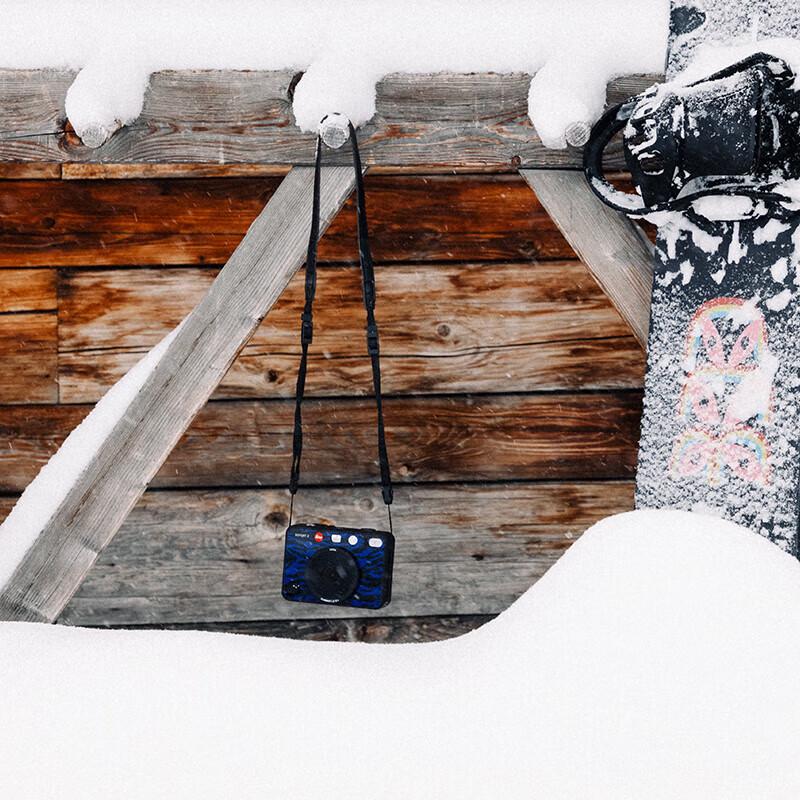 Leica SOFORT 2 Instant Camera Burton Special Edition (CN version)