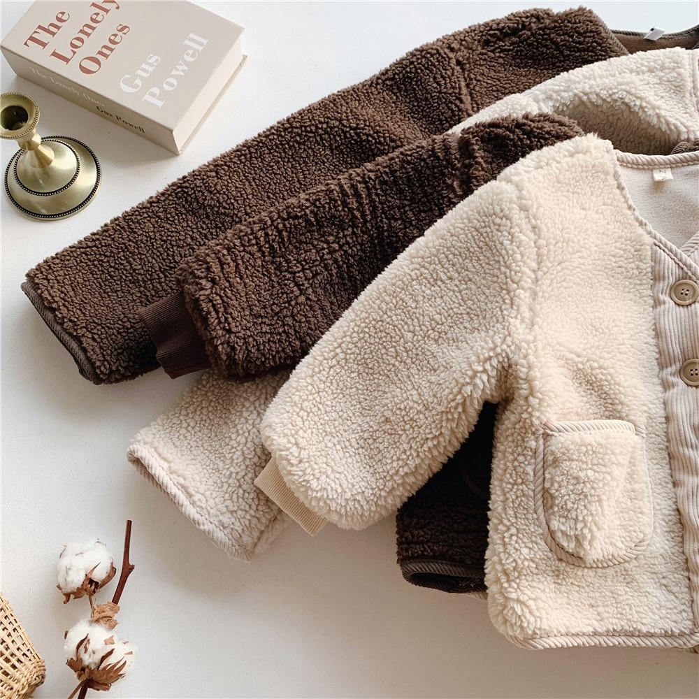 Осень-зима корейская одежда для мальчиков, кардиган для девочек, зернистый бархат, свободный овечий бархат, теплая детская куртка, пальто для девочек