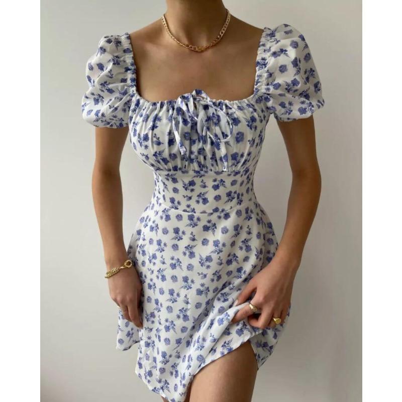 Женское летнее платье с рукавами-фонариками и цветочным принтом