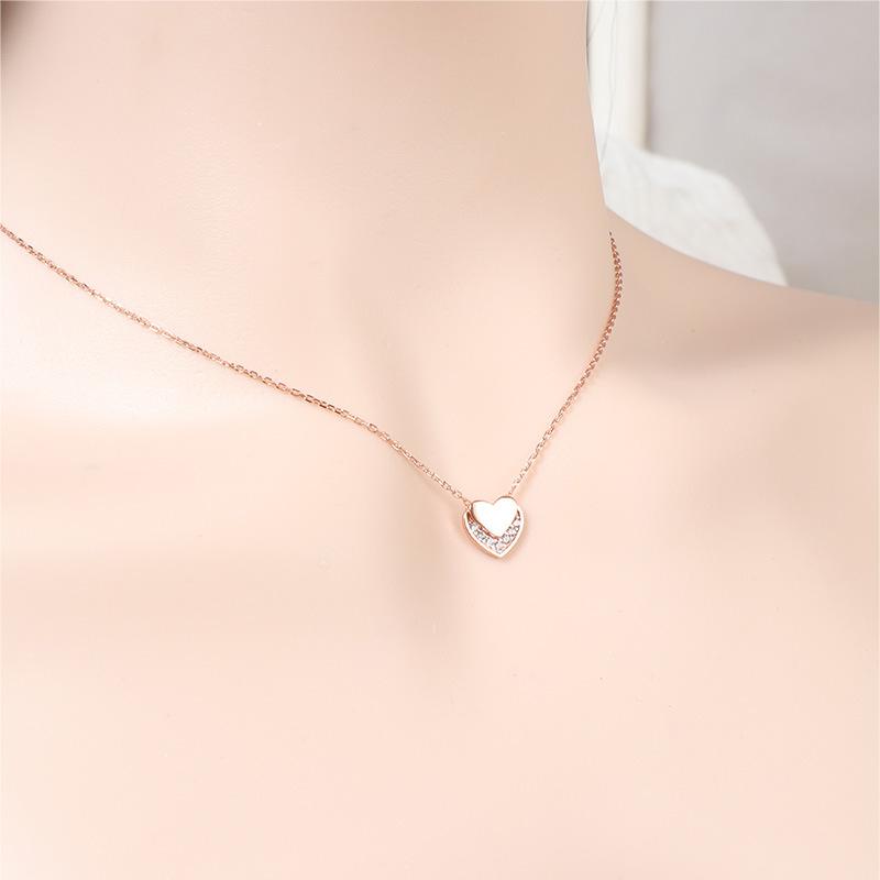 Ожерелье Love для женщин Ins Niche Design Light Luxury Gentle Heart Zircon Clavicle Chain