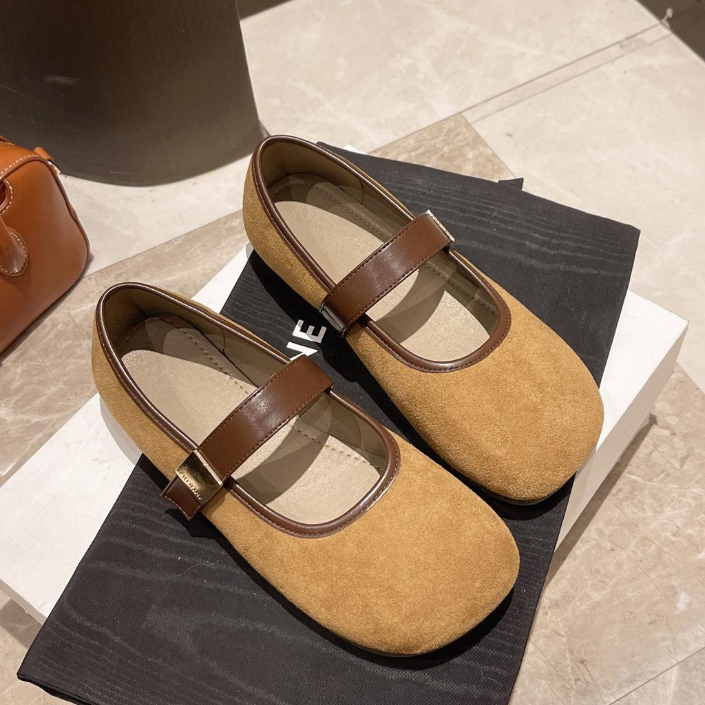 Vintage Mary Jane shoes women's flat 2025 summer new shallow mouth one-word strap with skirt single shoes soft-soled Doudou shoes