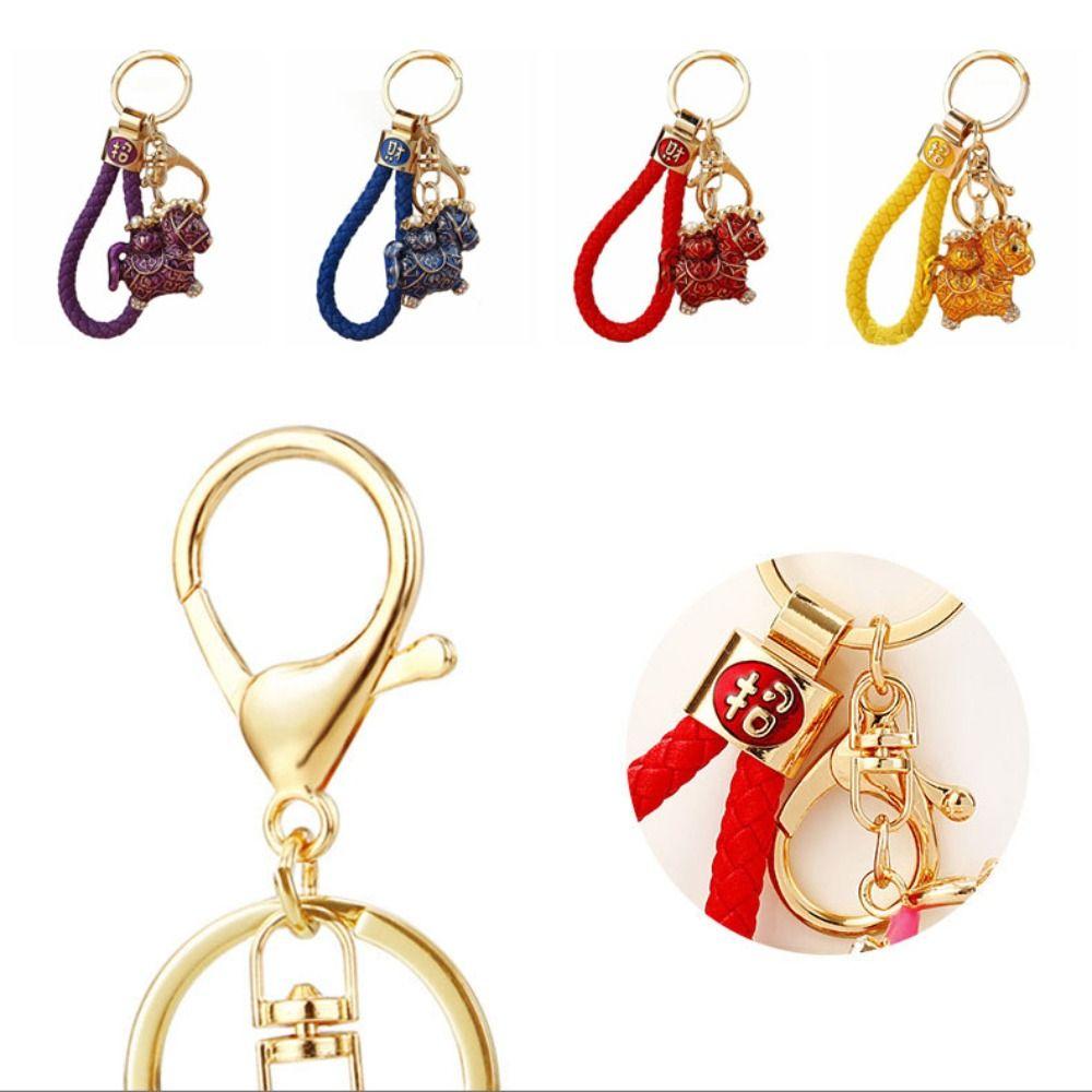 Exquisite Zodiac Horse Pendant Rhinestone New Year Pendant Fashion Horse Year Keychain Ornaments