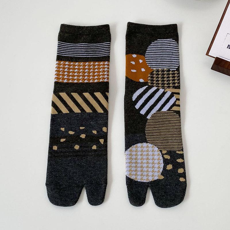 Женские разноцветные жаккардовые носки с двумя пальцами из гребенного хлопка, мягкие дышащие носки с раздельными пальцами, забавные шикарные носки таби с растениями, леопардовым принтом и полосками