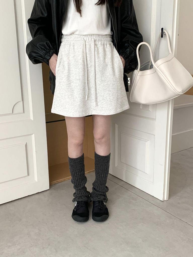 Женские теплые вязаные гетры в японском стиле - Серые ретро до середины голени, Сладкие молочно-белые до колена - Идеально для осени/зимы.