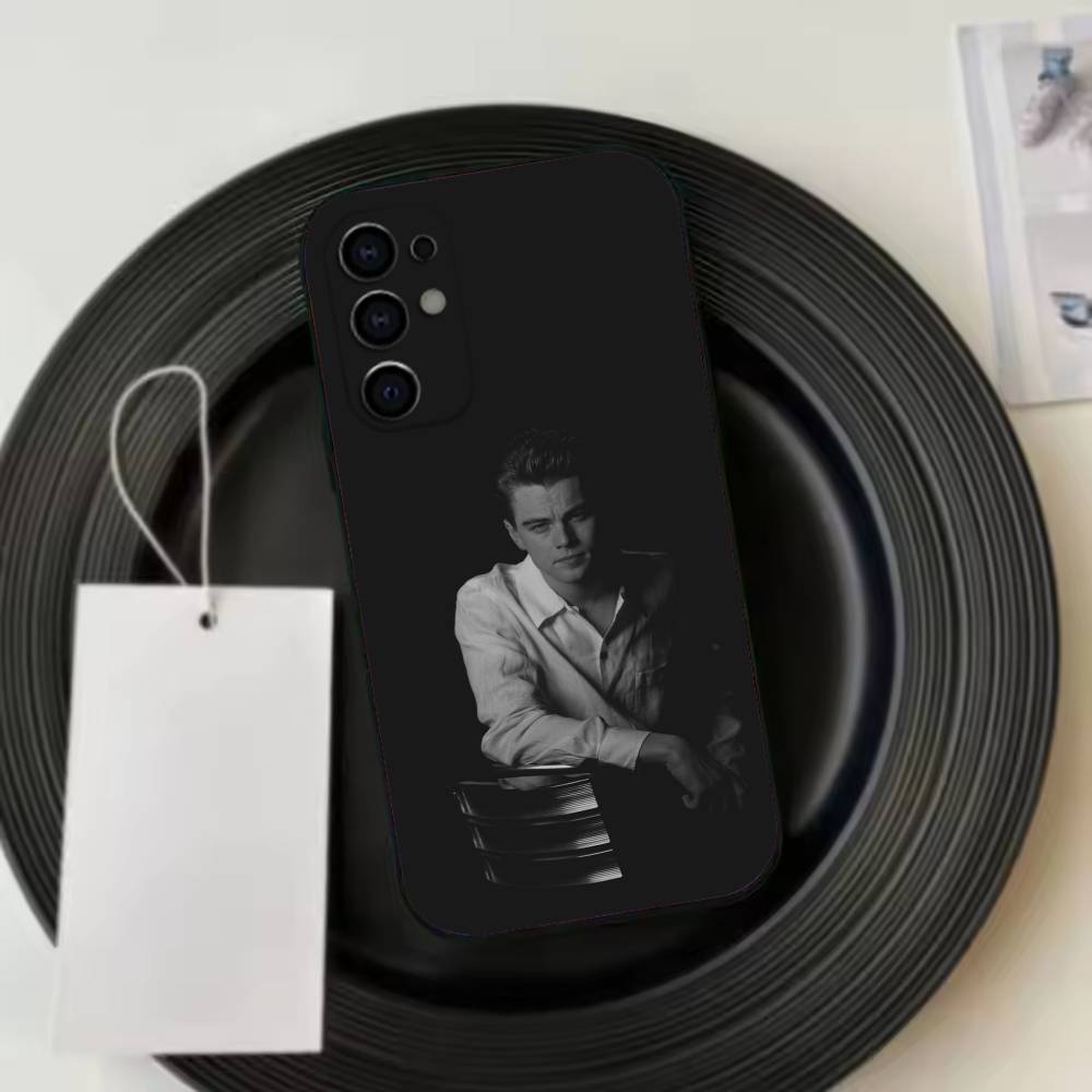 Leonardo D-DiCaprio Phone Case For Samsung S25,S24,S21,S22,S23,S30,Ultra,S20,Plus,Fe,Soft Silicone Black Cover