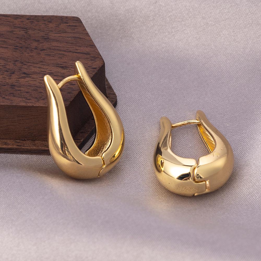 Серьги-иглы из серебра 925 пробы: Легкая роскошь, высококлассные пусеты и универсальный нишевый дизайн в виде колец для работы и стиля