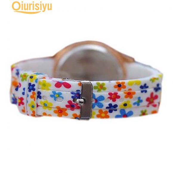 Женские кварцевые часы с цветочным принтом