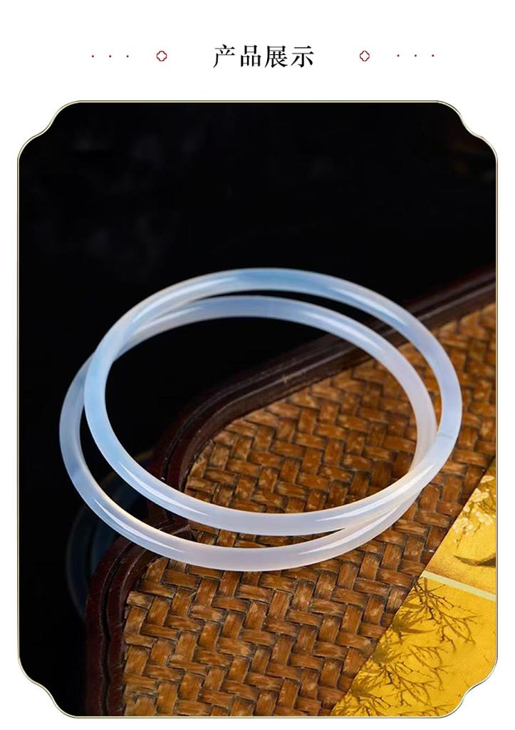 Moisturizing and transparent lychee frozen white moonlight fine strip double circle jingle bracelet, simple and versatile jade bracelet