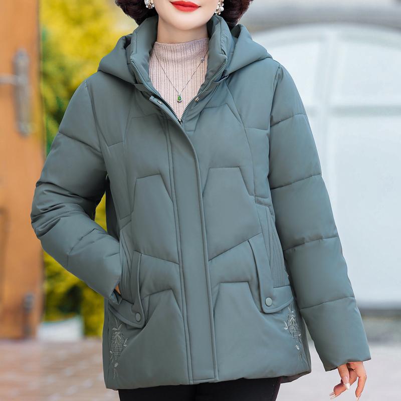 Куртки для женщин среднего возраста, зимние короткие пальто с капюшоном, элегантные толстые теплые парки больших размеров для женщин, верхняя одежда