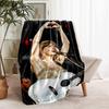 1pc Blanket Taylor Swift Print Design, Lightweight Blanket for Sofa, Bed- Soft &Warm, Gift for All Seasons like Christmas, Halloween