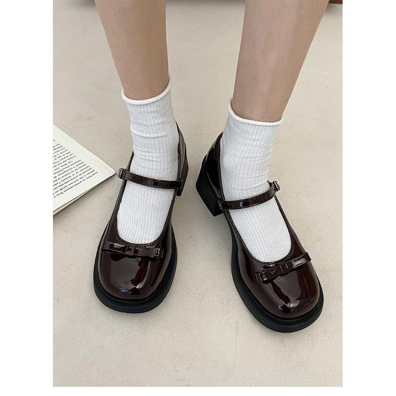 Женские туфли Мэри Джейн из лакированной кожи на массивной платформе с круглым носком и ремешком с пряжкой-бантиком, повседневные туфли