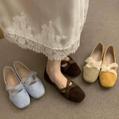 Французские туфли-лодочки на плоской подошве, вечерние туфли с нежным ветром, кружевная перекрестная застежка, неглубокий вырез, квадратный носок, замшевые, универсальные, для通勤, балетки, одинарные туфли, женские