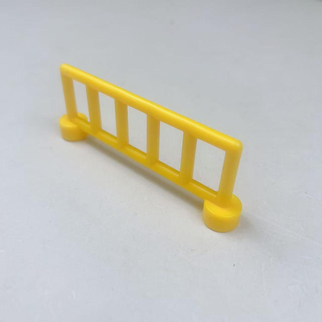 Large Particle Traffic & Ranch Fence Building Blocks for Children's DIY Toy Set