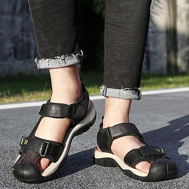 2024 Новые классические кожаные мужские туфли, летние новые мужские сандалии большого размера, мужские модные пляжные сандалии, повседневная мужская обувь для отдыха на природе