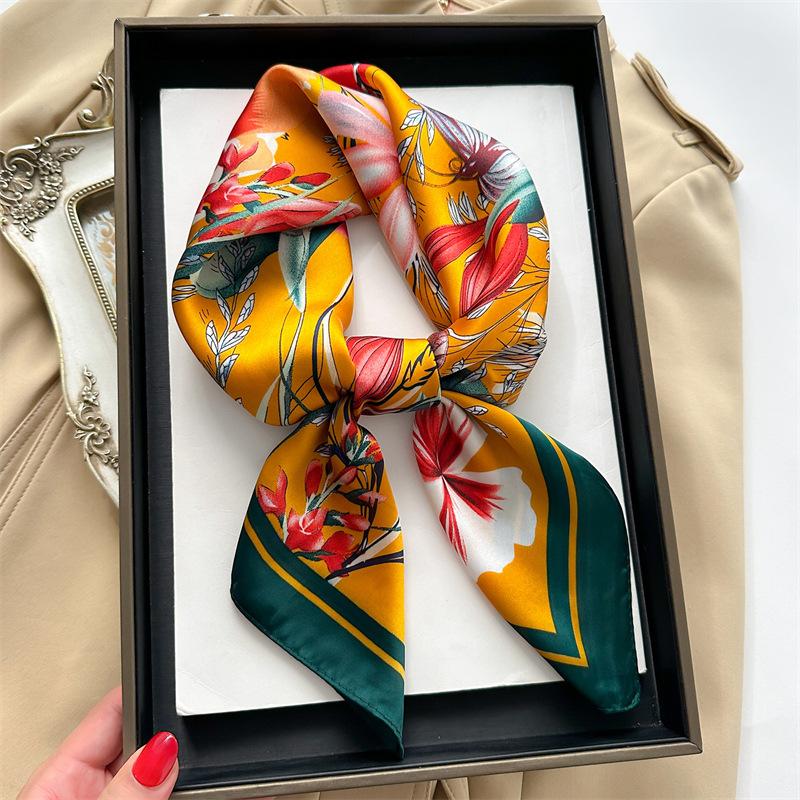 70 * 70cm New Silk Small Square Scarf For Women'S Neck Protection Professional Scarf Versatile Hair Tie Headscarf Scarf