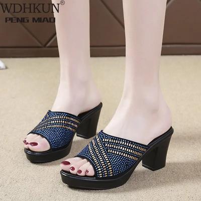 Летняя мода высокие квадратные каблуки шлепанцы женские блестящие хрустальные босоножки на платформе женские тапочки со стразами Mujer