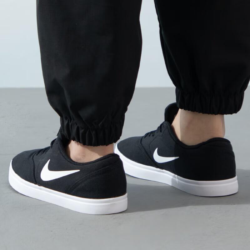 Nike Кроссовки детские Check Canvas SB GS Black White 905373-003
